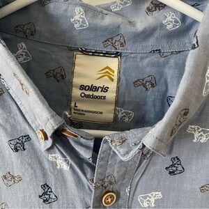 Solaris Outdoors Bear Grizzly Button Down Short Sleeve Camp Shirt Men's Large
